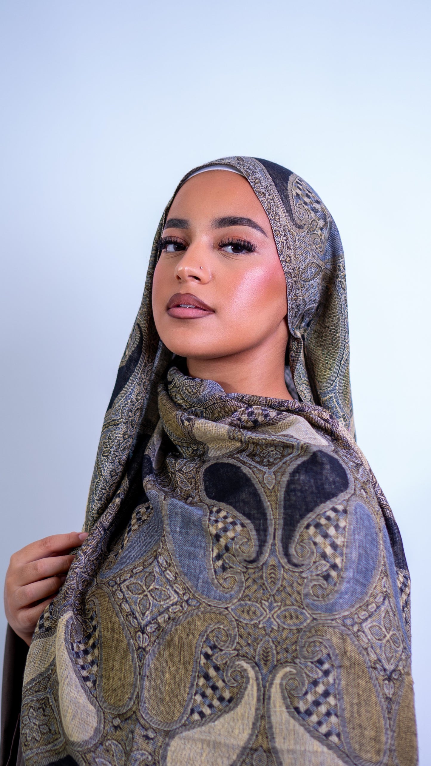 Pashmina Loubna